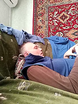 Pineapple04 online show from 10-04-25, 05:20