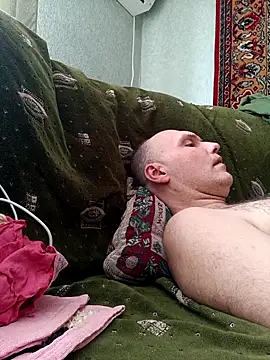 Snapshot of Pineapple04 chatting on 03-21-26, 10:52 Pineapple04 online show from 03-21-26, 10:52