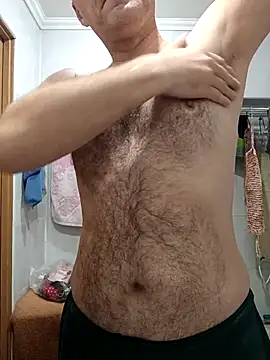 Pineapple04 online show from 10-11-25, 05:52