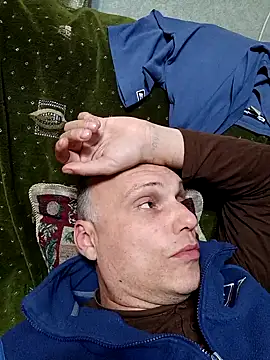 Pineapple04 online show from 10-05-25, 06:31