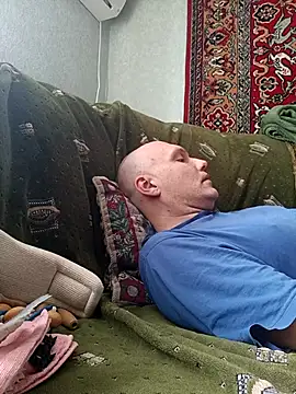 Snapshot of Pineapple04 chatting on 04-10-26, 06:31 Pineapple04 online show from 04-10-26, 06:31