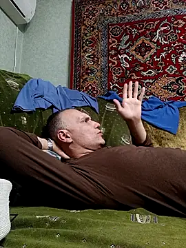 Pineapple04 online show from 10-07-25, 05:03