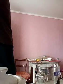 Pineapple04 online show from 10-10-25, 06:25