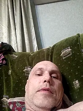 Snapshot of Pineapple04 chatting on 03-11-26, 04:56 Pineapple04 online show from 03-11-26, 04:56