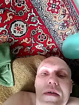 Pineapple04 online show from 05-18-26, 03:17