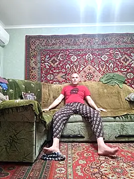 Pineapple04 online show from 05-15-26, 05:44
