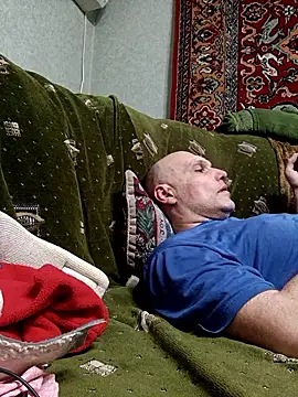 Snapshot of Pineapple04 chatting on 04-11-26, 04:21 Pineapple04 online show from 04-11-26, 04:21