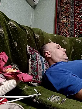 Snapshot of Pineapple04 chatting on 04-02-26, 08:37 Pineapple04 online show from 04-02-26, 08:37