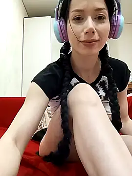 SashaGrinch online show from 12-13-24, 03:32