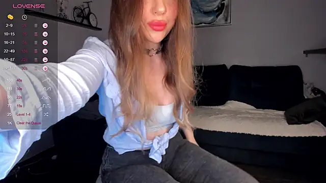 Snapshot of wwildfox chatting on 01-22-25, 07:45 wwildfox online show from 01-22-25, 07:45