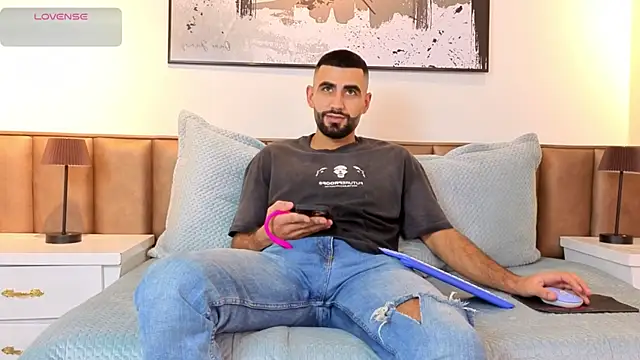 Ethan  Walker online show from 02-10-26, 07:13