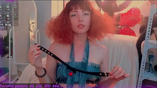 Toxic Ellies online show from 06-07-26, 01:49
