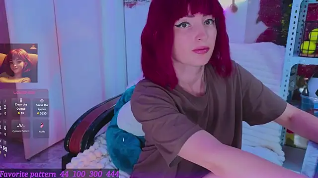 Toxic Ellies online show from 06-17-26, 07:08