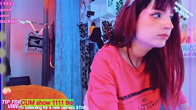 Snapshot of Toxic_Ellies chatting on 02-16-25, 04:53 Toxic Ellies online show from 02-16-25, 04:53