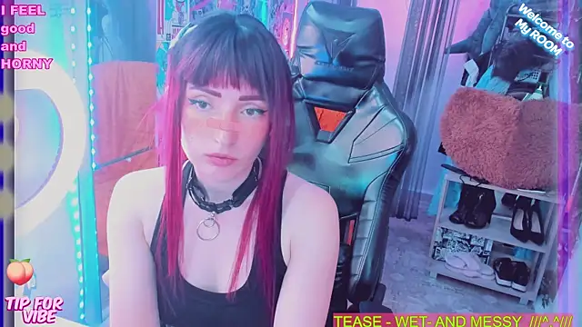 Snapshot of Toxic_Ellies chatting on 03-14-25, 02:08 Toxic Ellies online show from 03-14-25, 02:08