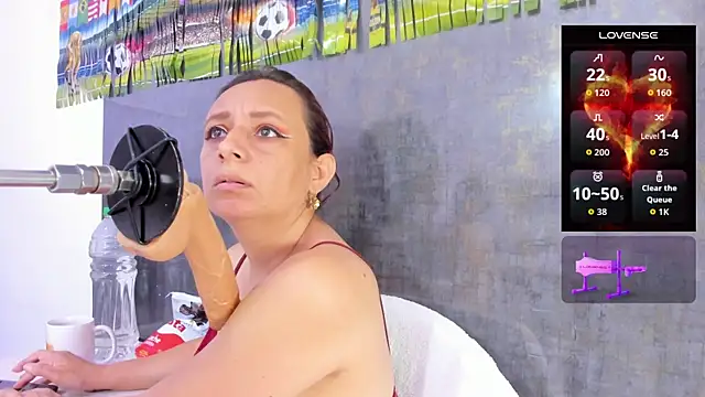 Issys milf online show from 07-08-26, 12:06