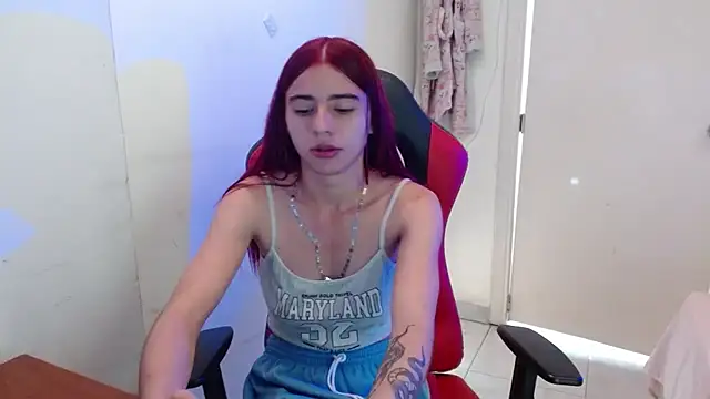 Snapshot of Maximesex chatting on 07-06-26, 01:51 Maximesex online show from 07-06-26, 01:51