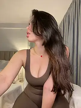 Mavi Coless online show from 03-14-25, 04:32