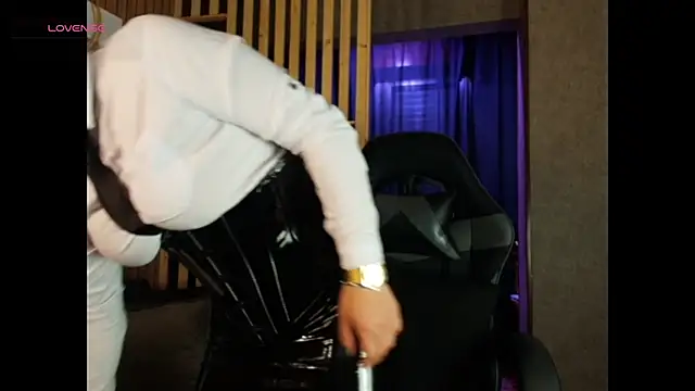 Camila Chainn online show from 04-14-26, 06:07