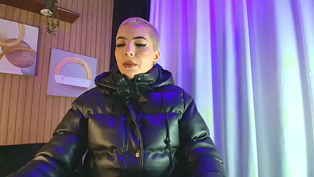 Camila Chainn online show from 11-20-25, 05:19