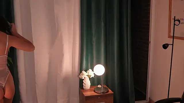 Snapshot of sammy_laszlow chatting on 07-19-26, 03:04 sammy laszlow online show from 07-19-26, 03:04