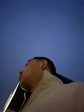 Snapshot of 07YUKIO chatting on 02-04-25, 08:35 07YUKIO online show from 02-04-25, 08:35