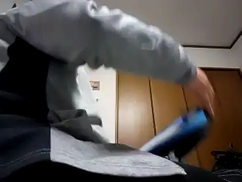 Snapshot of 07YUKIO chatting on 02-05-25, 02:48 07YUKIO online show from 02-05-25, 02:48