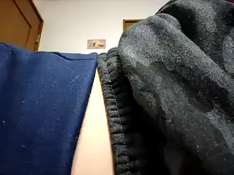 Snapshot of 07YUKIO chatting on 02-24-25, 01:10 07YUKIO online show from 02-24-25, 01:10