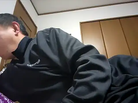 Snapshot of 07YUKIO chatting on 03-16-25, 02:22 07YUKIO online show from 03-16-25, 02:22