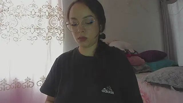 HARLEYNAPIER online show from 03-25-26, 07:13