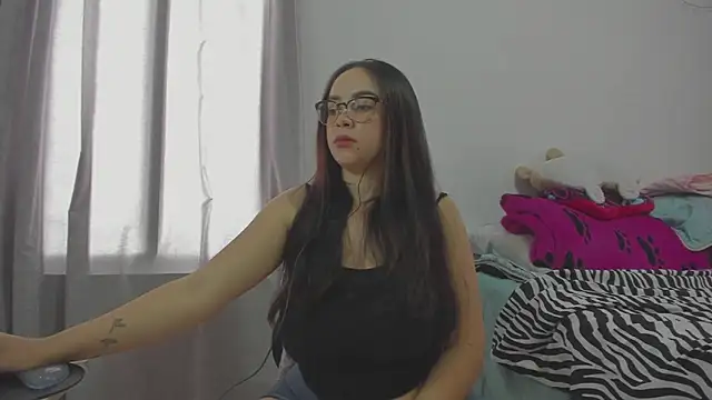 HARLEYNAPIER online show from 10-08-25, 08:20