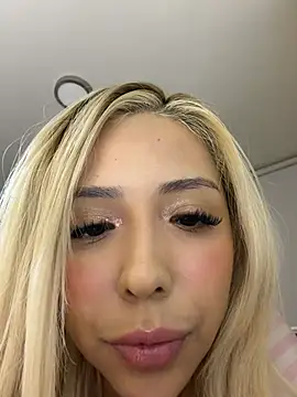 Sofy Softtt online show from 06-04-26, 03:33