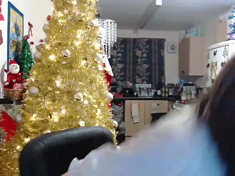 RainBowGirlTs115 online show from 12-18-24, 09:08