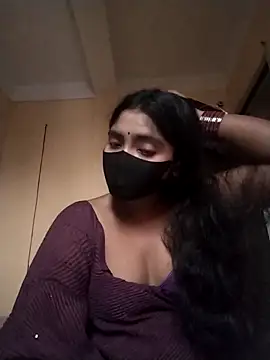 Lina-Rose online show from 10-11-25, 01:28