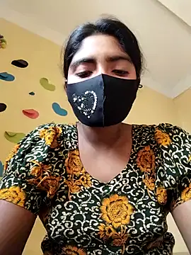 Lina-Rose online show from 03-08-25, 09:39