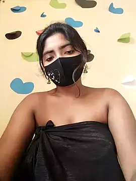 Lina-Rose online show from 03-18-25, 04:40