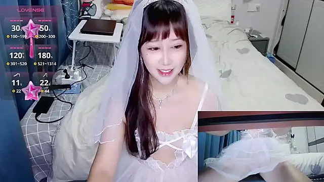 Angelababy001 online show from 12-04-24, 12:30