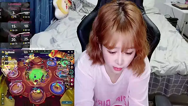 Angelababy001 online show from 02-15-25, 07:17