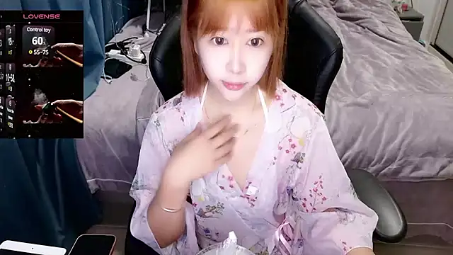 Angelababy001 online show from 01-18-25, 08:09