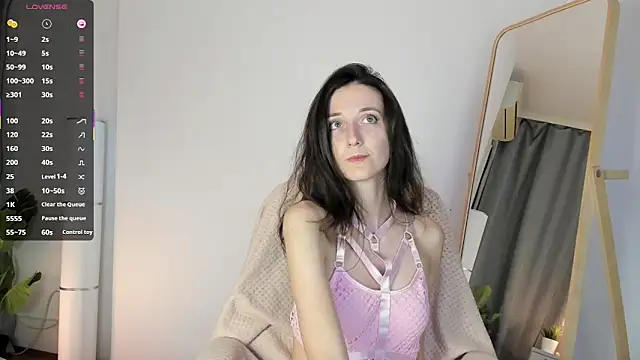 Ketty Belly online show from 10-11-25, 10:33