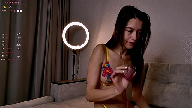 Alice  grace online show from 09-25-25, 03:01