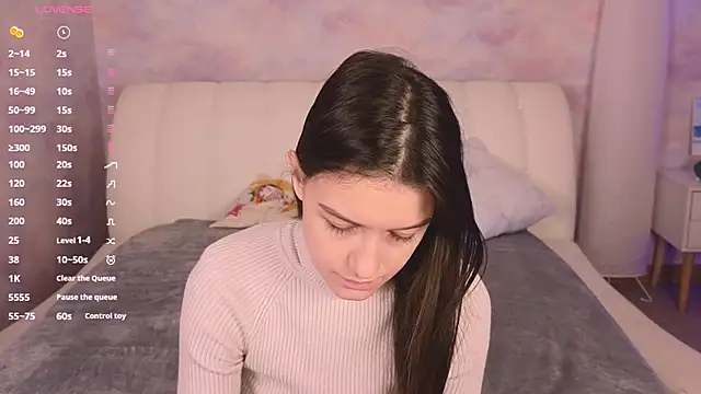 Alice  grace online show from 01-26-25, 10:24