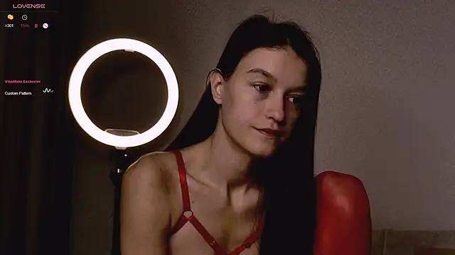 Alice  grace online show from 10-06-25, 08:42