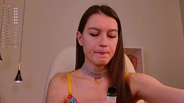 Alice  grace online show from 01-31-25, 04:47