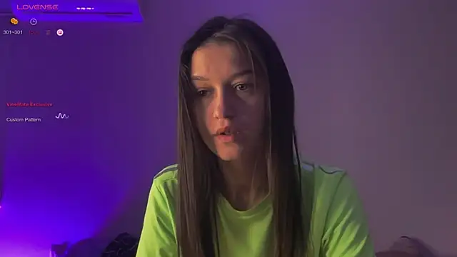 Alice  grace online show from 02-11-25, 07:38