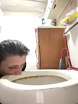 UniqueKorn86 online show from 02-12-26, 02:00