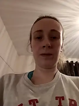 Snapshot of Teagan_B chatting on 01-17-25, 08:11 Teagan B online show from 01-17-25, 08:11