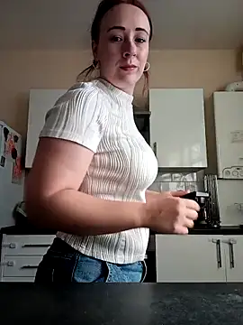 Snapshot of Teagan_B chatting on 09-19-25, 07:56 Teagan B online show from 09-19-25, 07:56