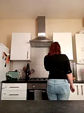 Snapshot of Teagan_B chatting on 09-22-25, 07:58 Teagan B online show from 09-22-25, 07:58