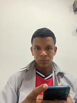 Snapshot of Onel9701 chatting on 02-21-26, 01:46 Onel9701 online show from 02-21-26, 01:46